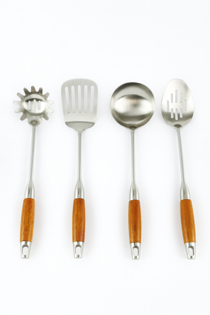 JGO 4 UTENSILIOS MANGO DE MADERA
